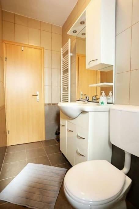 Apartmani Lili Sukošan Εξωτερικό φωτογραφία