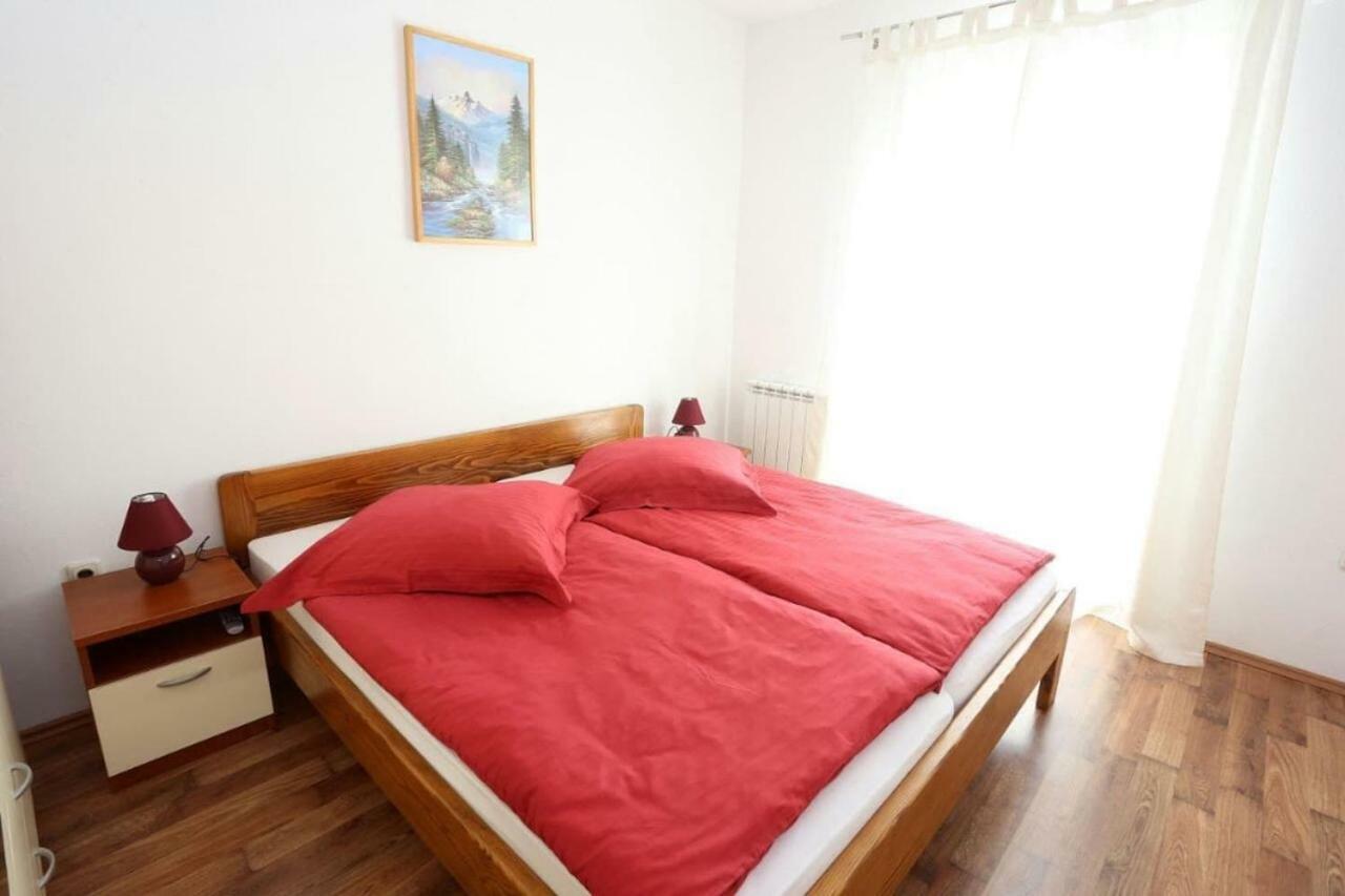 Apartmani Lili Sukošan Εξωτερικό φωτογραφία