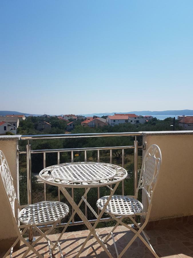 Apartmani Lili Sukošan Εξωτερικό φωτογραφία