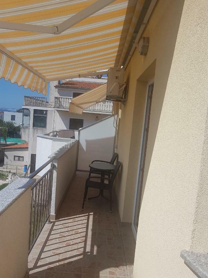 Apartmani Lili Sukošan Εξωτερικό φωτογραφία