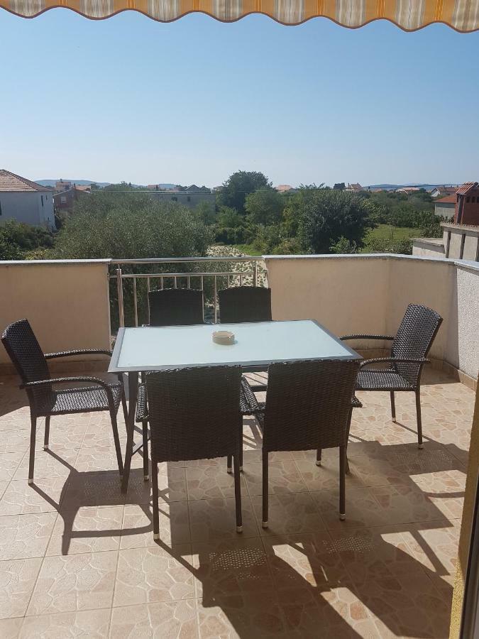 Apartmani Lili Sukošan Εξωτερικό φωτογραφία