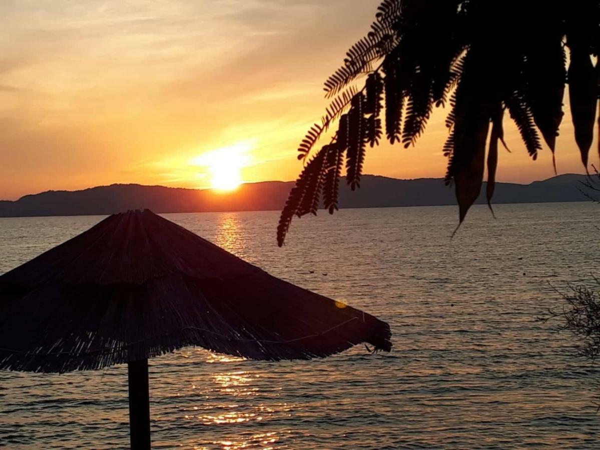 Apartmani Lili Sukošan Εξωτερικό φωτογραφία
