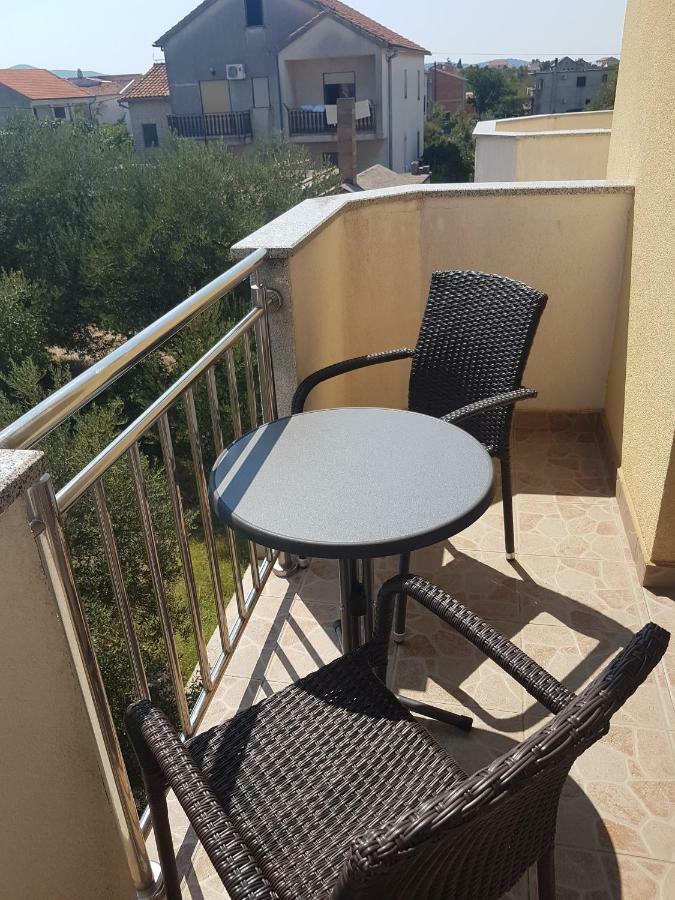 Apartmani Lili Sukošan Εξωτερικό φωτογραφία