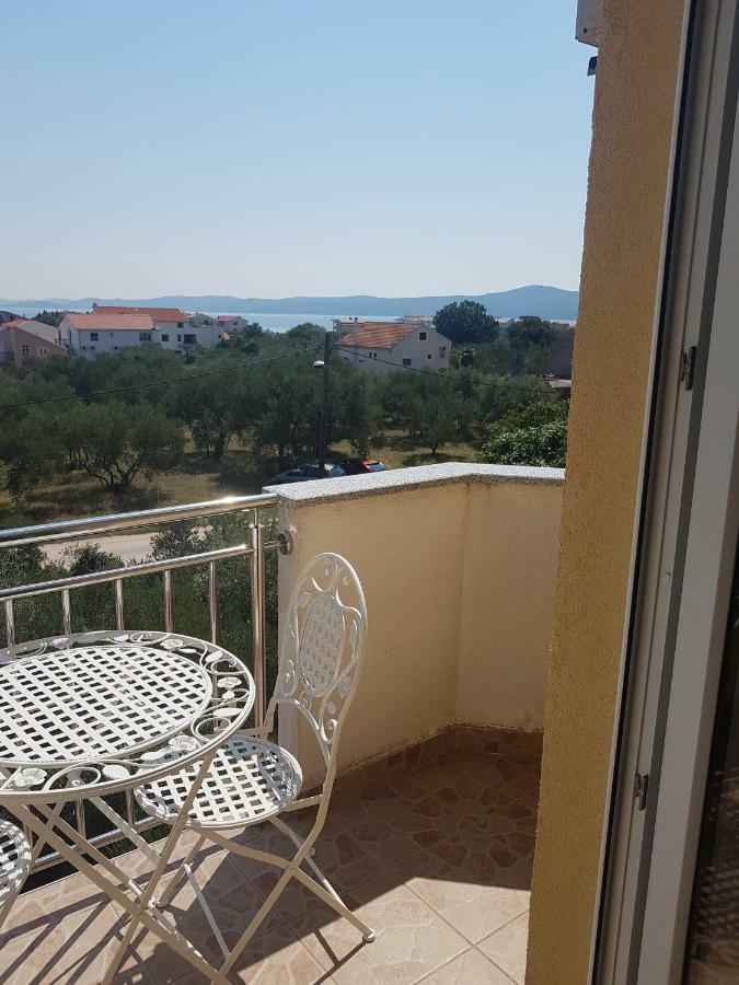 Apartmani Lili Sukošan Εξωτερικό φωτογραφία