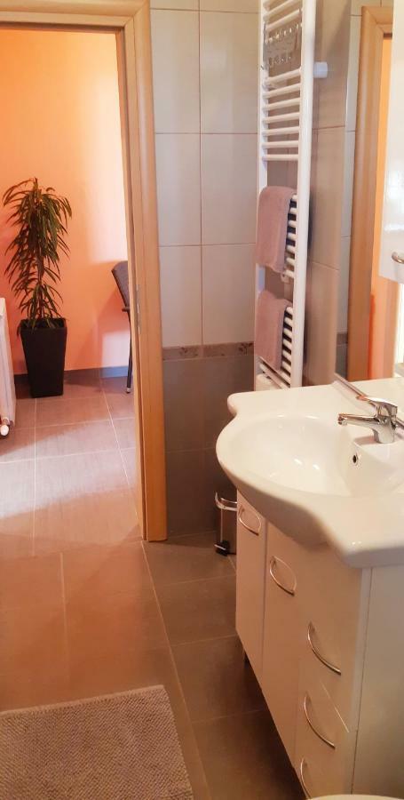 Apartmani Lili Sukošan Εξωτερικό φωτογραφία