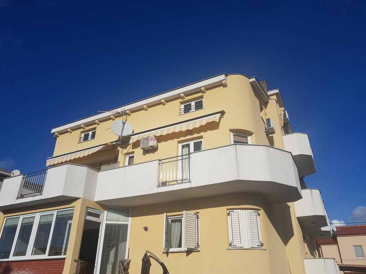 Apartmani Lili Sukošan Εξωτερικό φωτογραφία